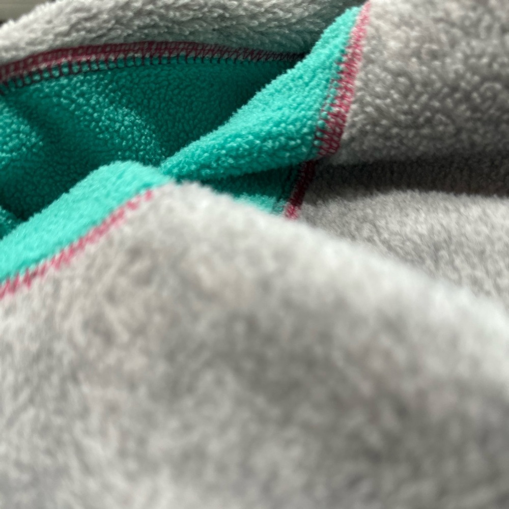 Vintage PATAGONIA zip up jacket with soft multicolored lining - Picture 7 of 9